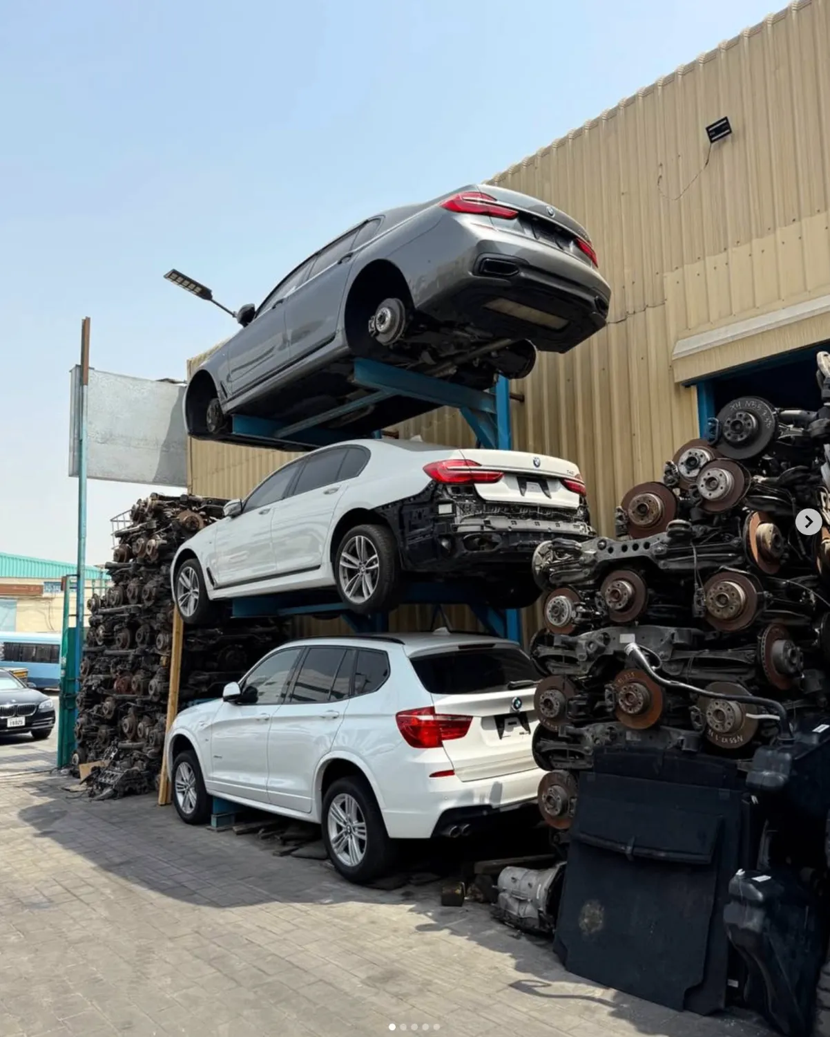 ارسال قطعات اصلی خودروهای وارداتی از دبی و شارجه