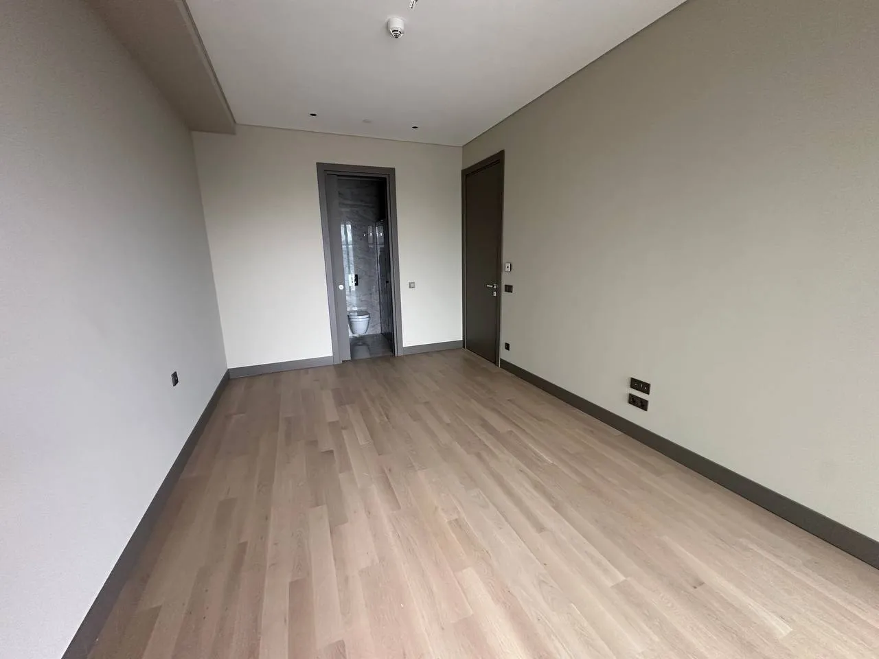 فروش ویژه واحد ۲ خوابه لوکس در بیکوز استانبول