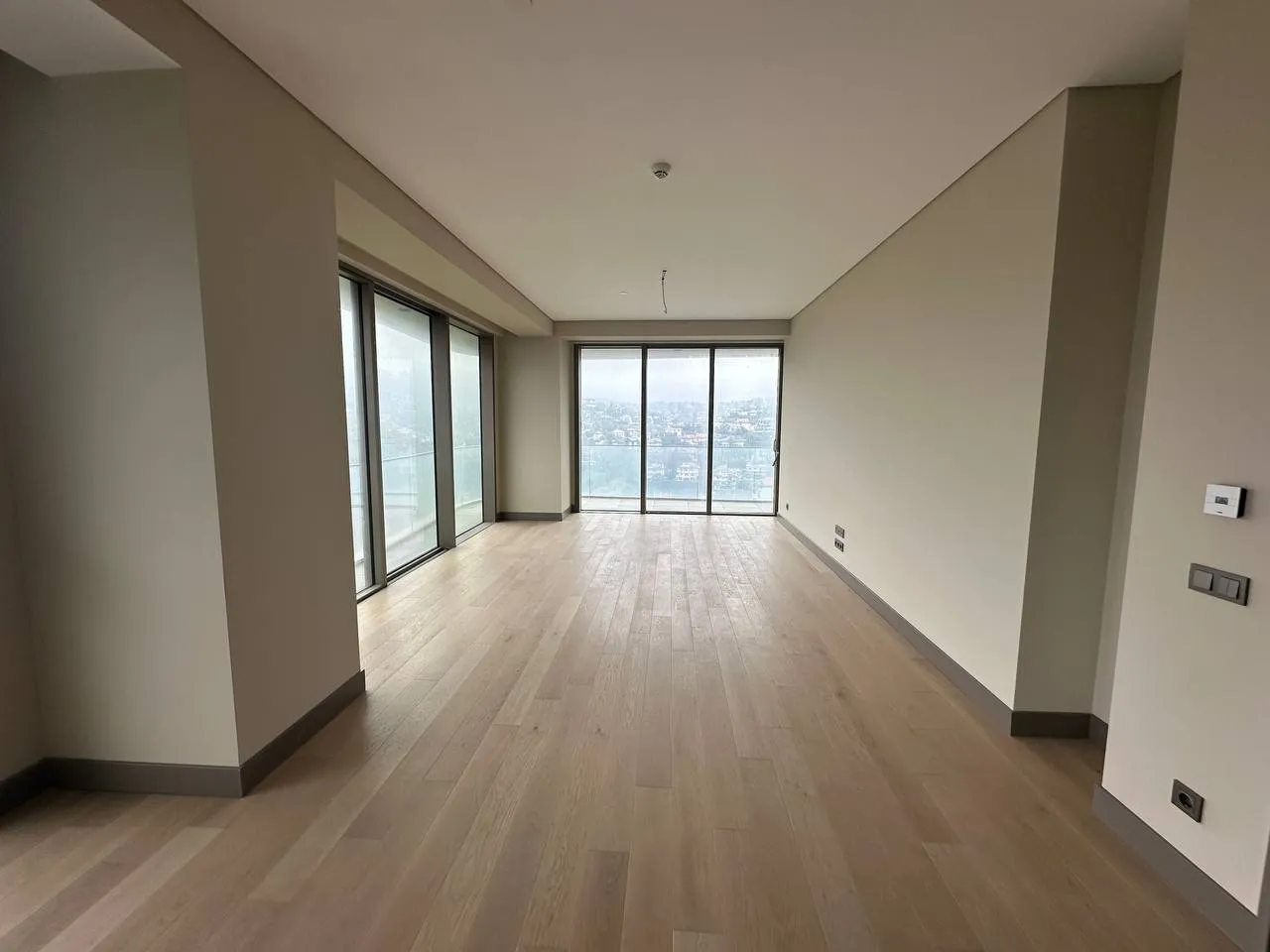 فروش ویژه واحد ۲ خوابه لوکس در بیکوز استانبول