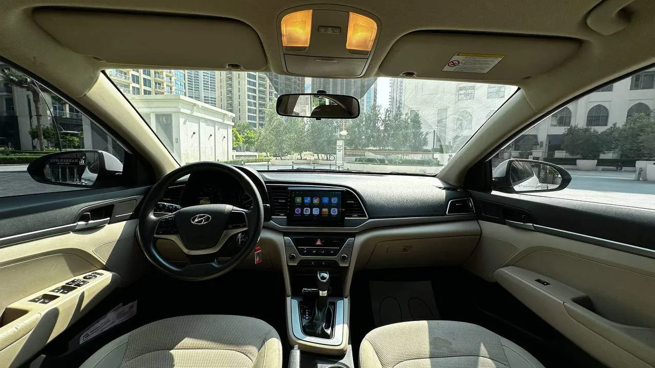 اجاره هیوندای النترا